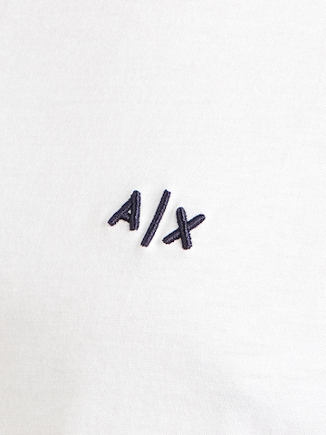 ARMANI EXCHANGE T-shirt i vit