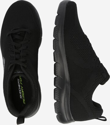 Baskets basses 'Summits Brisbane' SKECHERS en noir