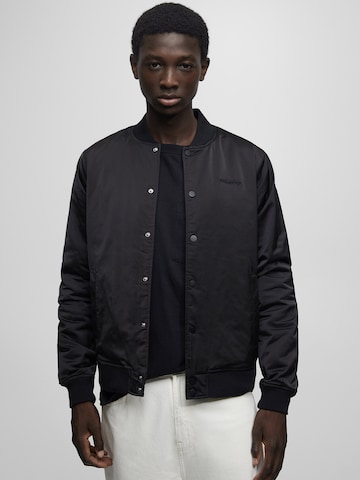 Veste mi-saison Pull&Bear en noir : devant