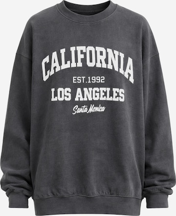 Worldclassca Sweatshirt in Grey: front