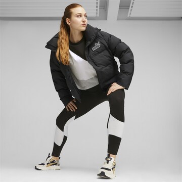 PUMA Sportjacke in Schwarz