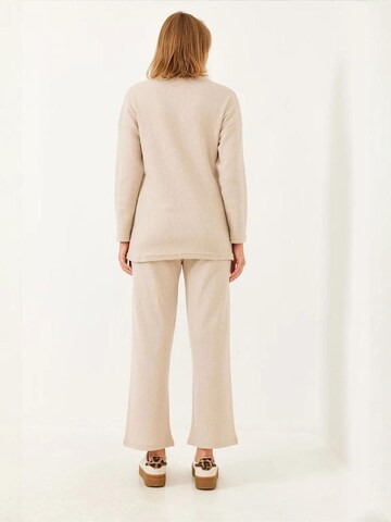 Pantalons de tailleur Bianco Lucci en beige