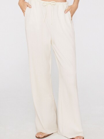 Tezenis Regular Pants in White: front