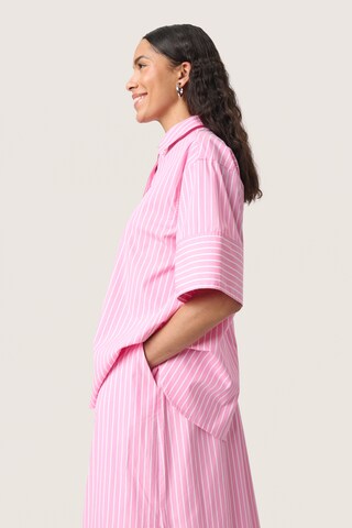 SOAKED IN LUXURY Bluse 'Kaily' i pink