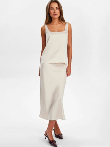 T-shirt NÜMPH en gris : devant