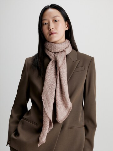 Foulard Calvin Klein en beige : devant