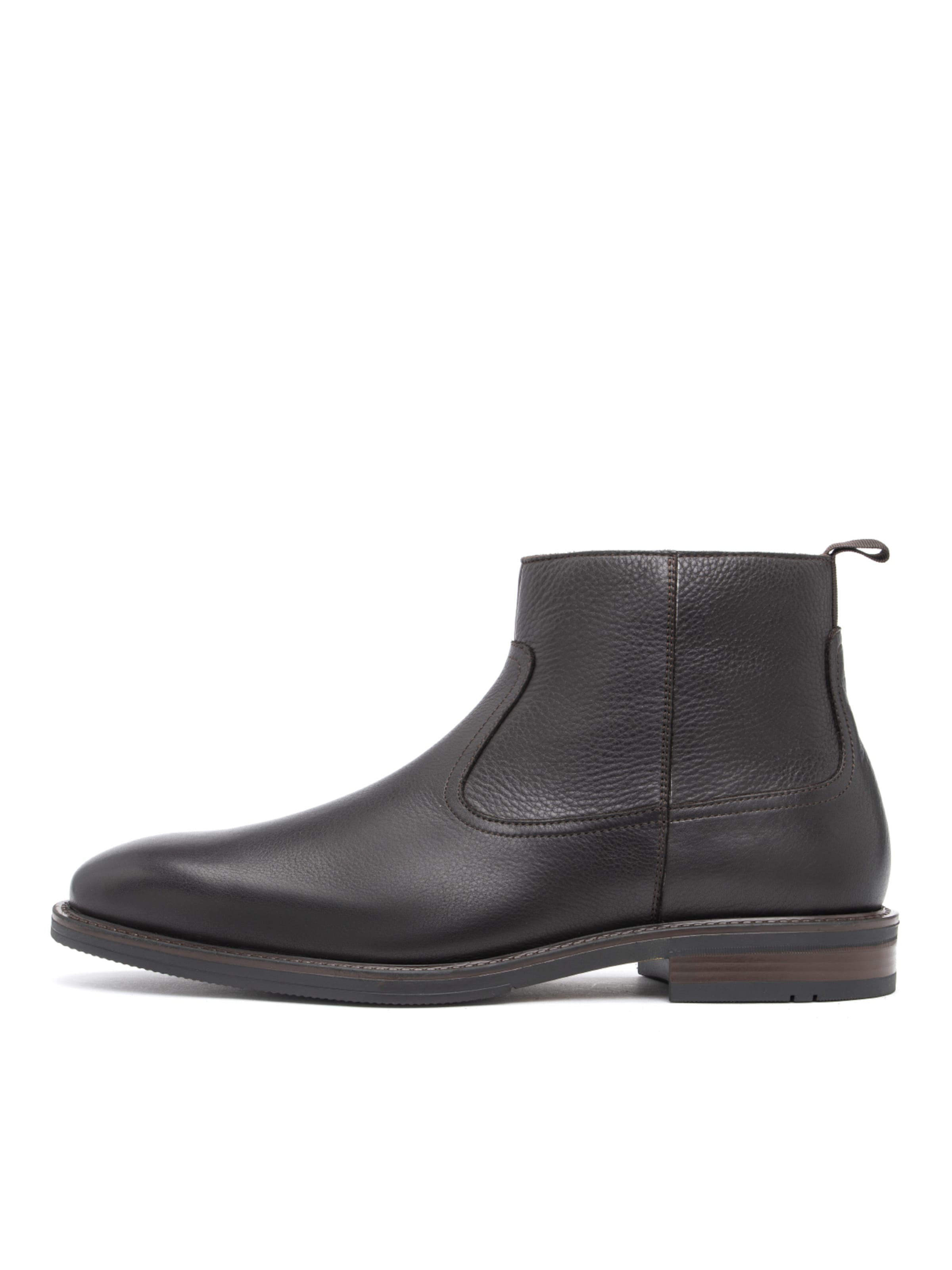RYŁKO - Botines chukka en marrón: frente