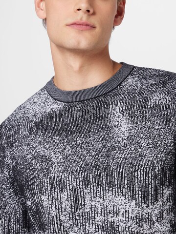 Calvin Klein Sweater in Black