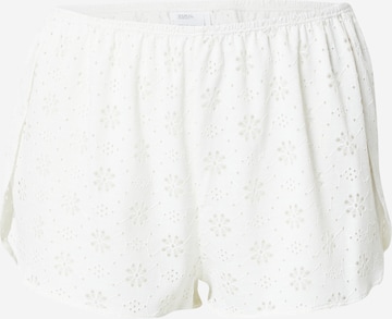 Gilly Hicks Regular Boyshorts in White: front