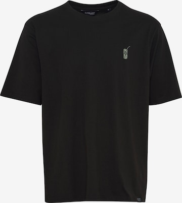 11 Project Shirt 'Just ' in Zwart: voorkant