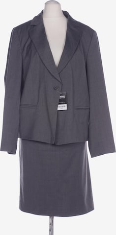 Madeleine Workwear & Suits in 4XL in Grey: front