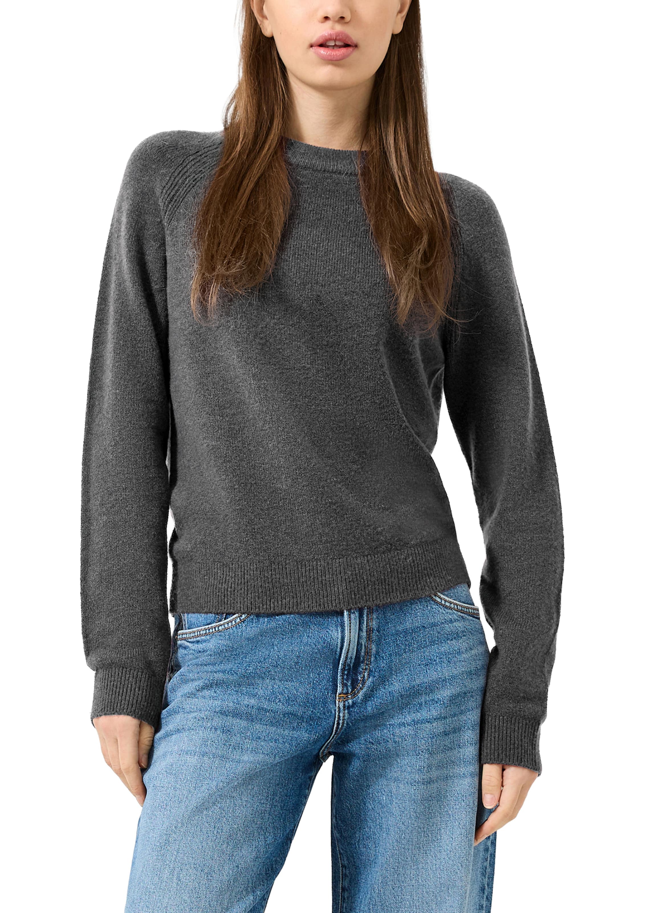 QS Sweater in Grey