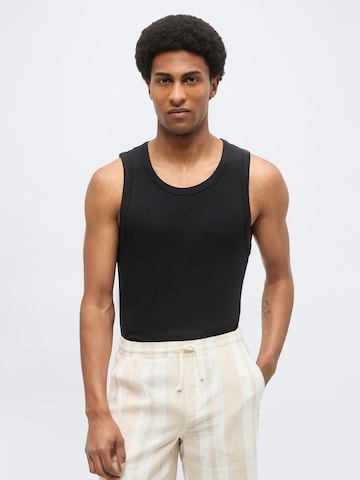 T-Shirt Lindbergh en noir : devant