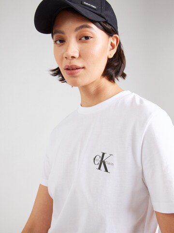 Calvin Klein Jeans Μπλουζάκι σε λευκό