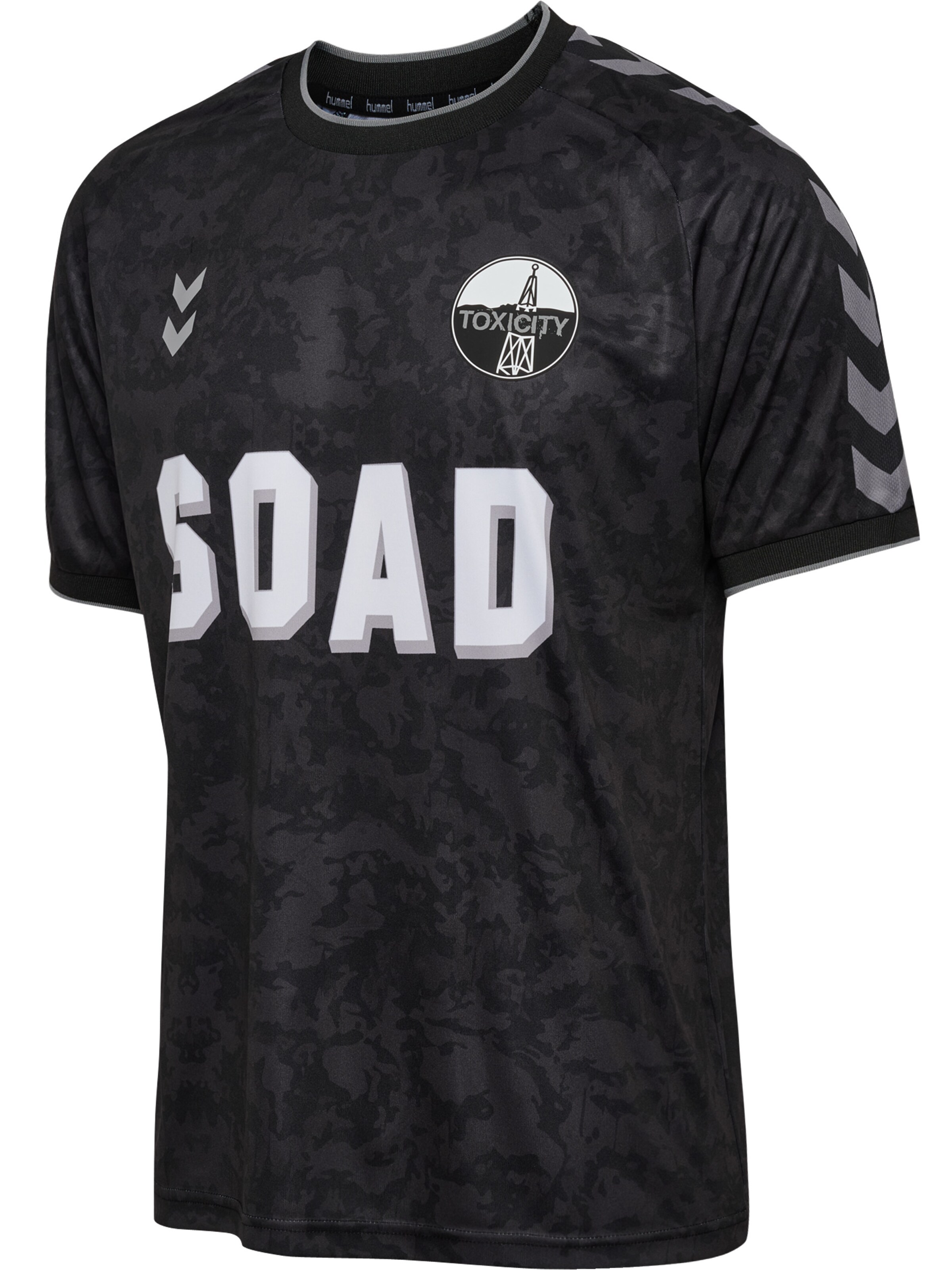 Hummel Performance shirt in Black