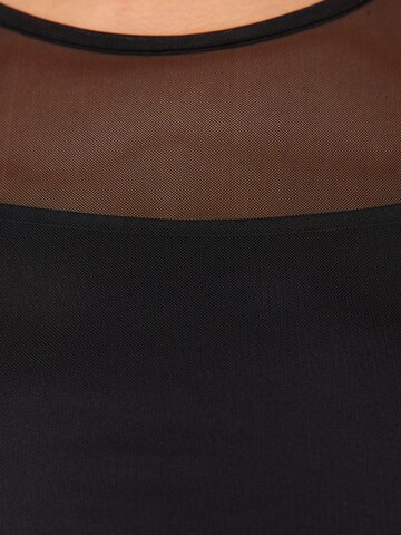 Trendyol Curve Kleid in Schwarz