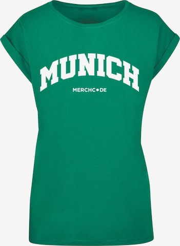Merchcode T-Shirt 'Munich' in Grün: predná strana