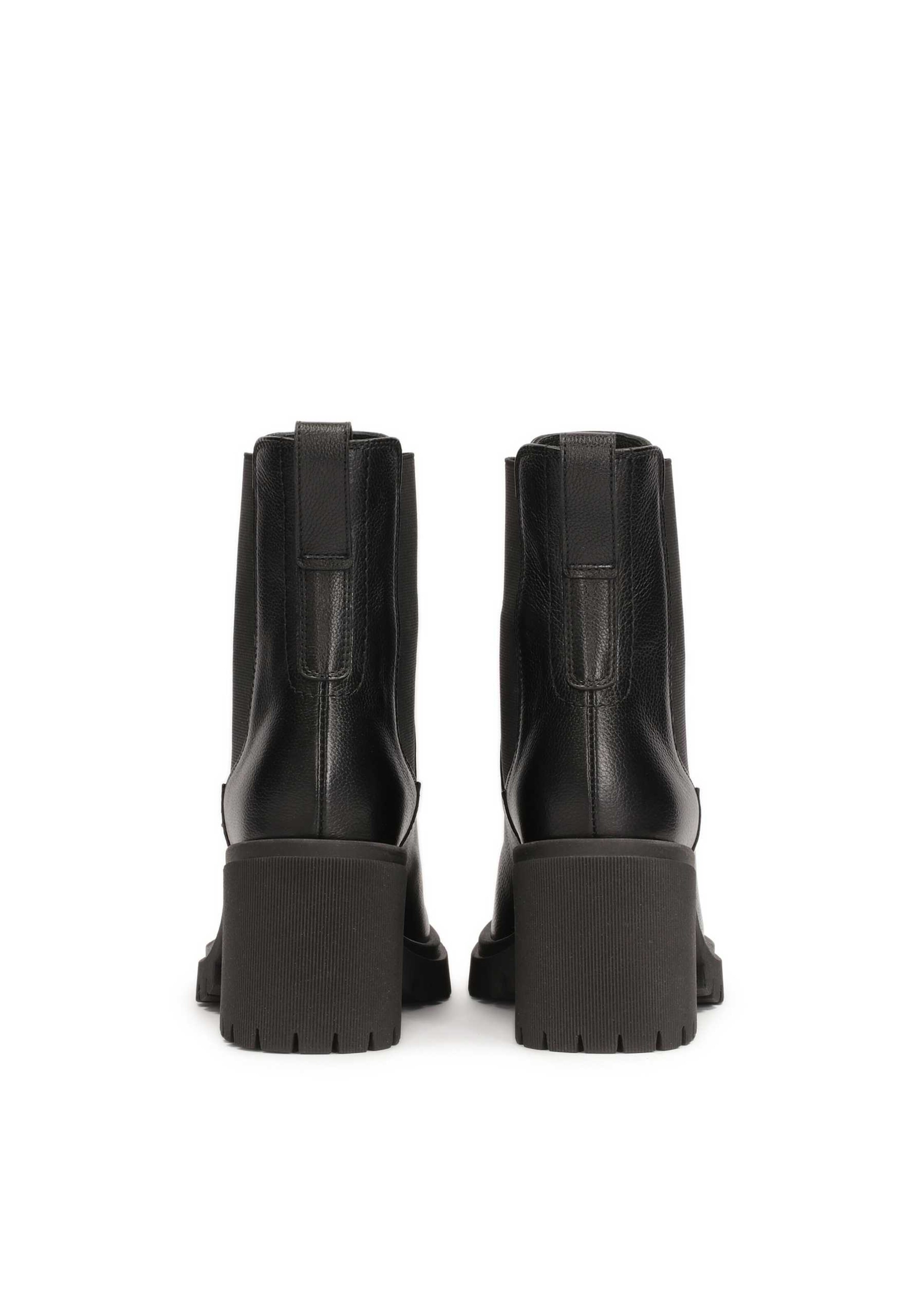 Kazar Къси ботуши в черно