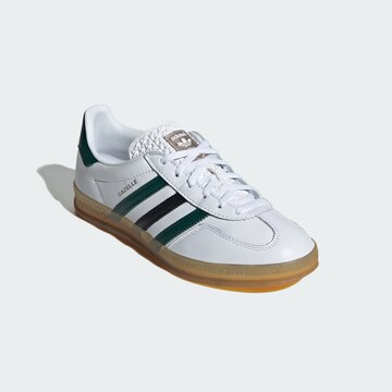 ADIDAS ORIGINALS - Zapatillas deportivas bajas 'Gazelle' en blanco