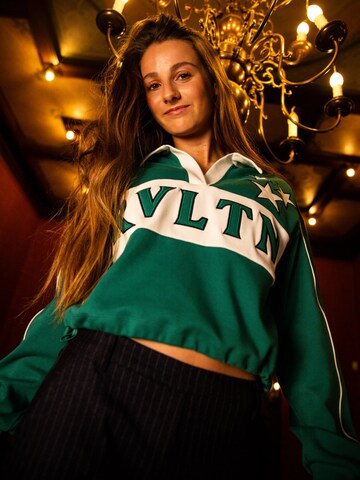 Sweat-shirt Looxs Revolution en vert