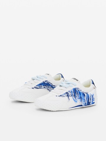 Sneaker bassa di Desigual in bianco