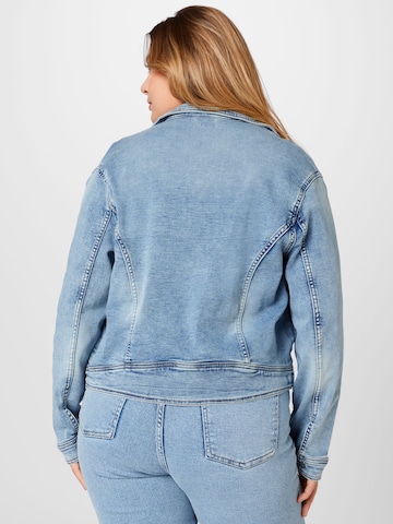 ONLY Curve Jacke 'STEFFIE' in Blau