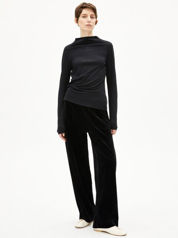 ARMEDANGELS Longsleeve CALUNAA in Schwarz