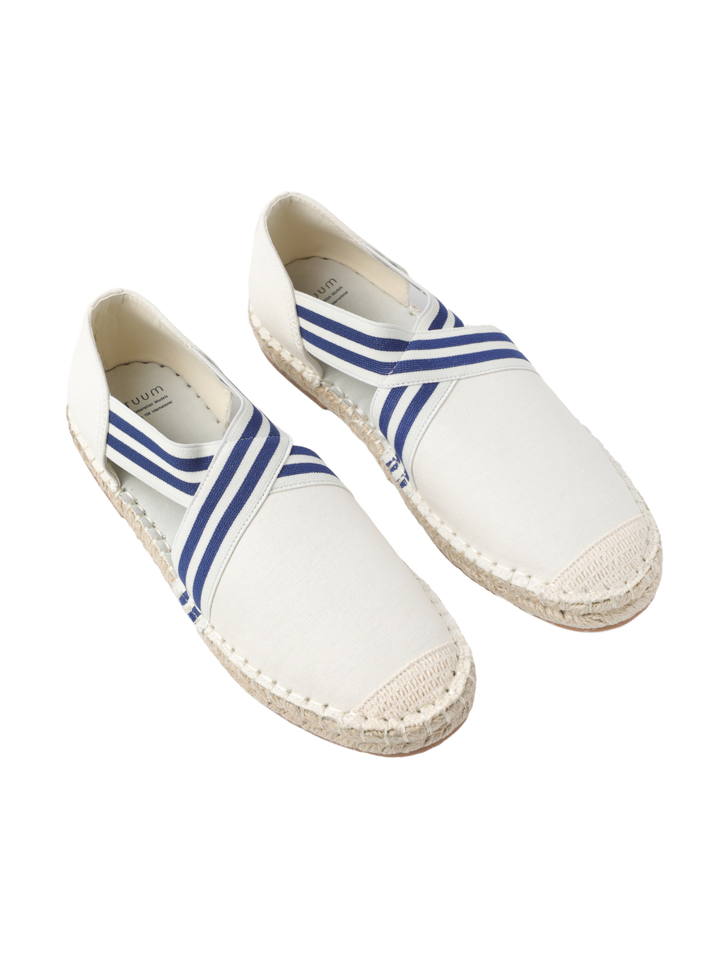 TATUUM Rahvuslikud jalats, värv valge: eest vaates