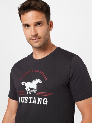 MUSTANG T-Shirt 'Alex' in Schwarz