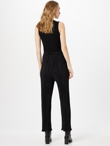 Regular Pantalon Monki en noir