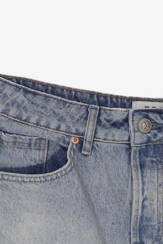 Urban Outfitters Shorts in M in Blue