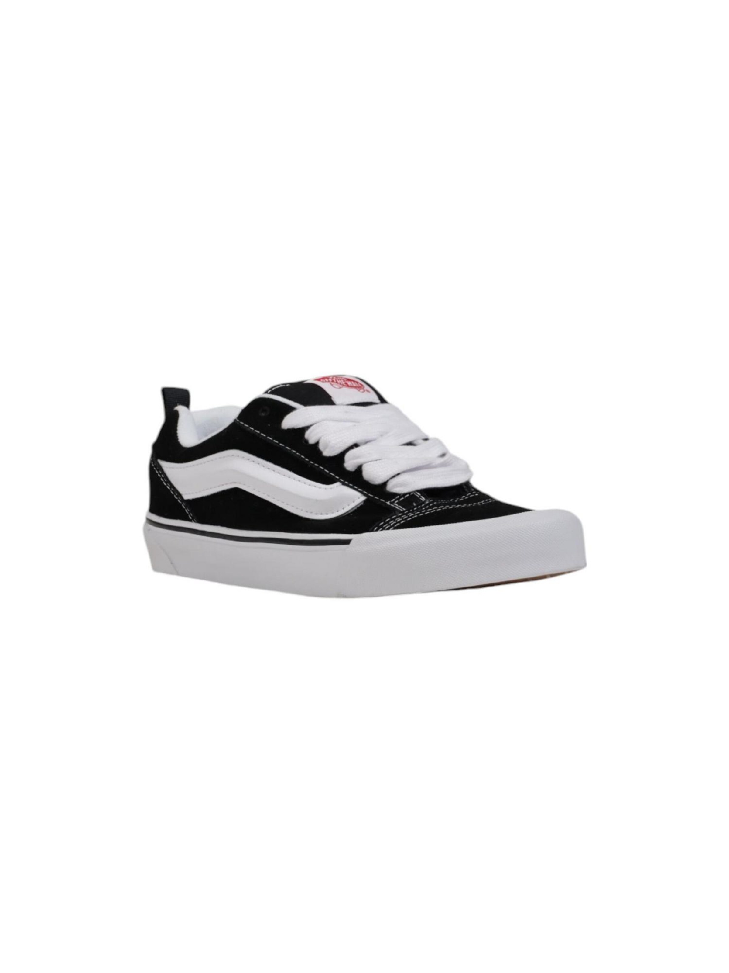 Sneaker bassa 'Knu Skool Unisex VN0009QC6BT1' di VANS in nero