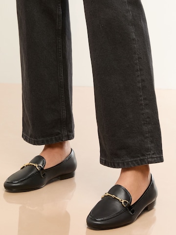 Lipsy Mokassiin, värv must