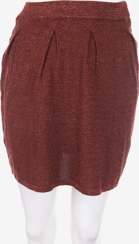 Bizzbee Skirt in XS in Red: front