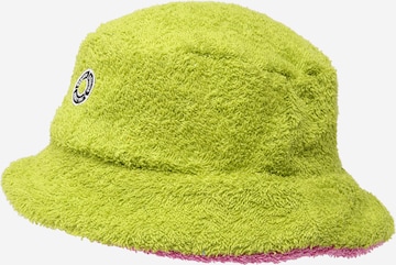 ABOUT YOU REBIRTH STUDIOS Hat 'Easy Breezy' in Green: front