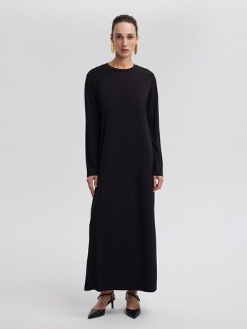 Touche Prive Dress in Black
