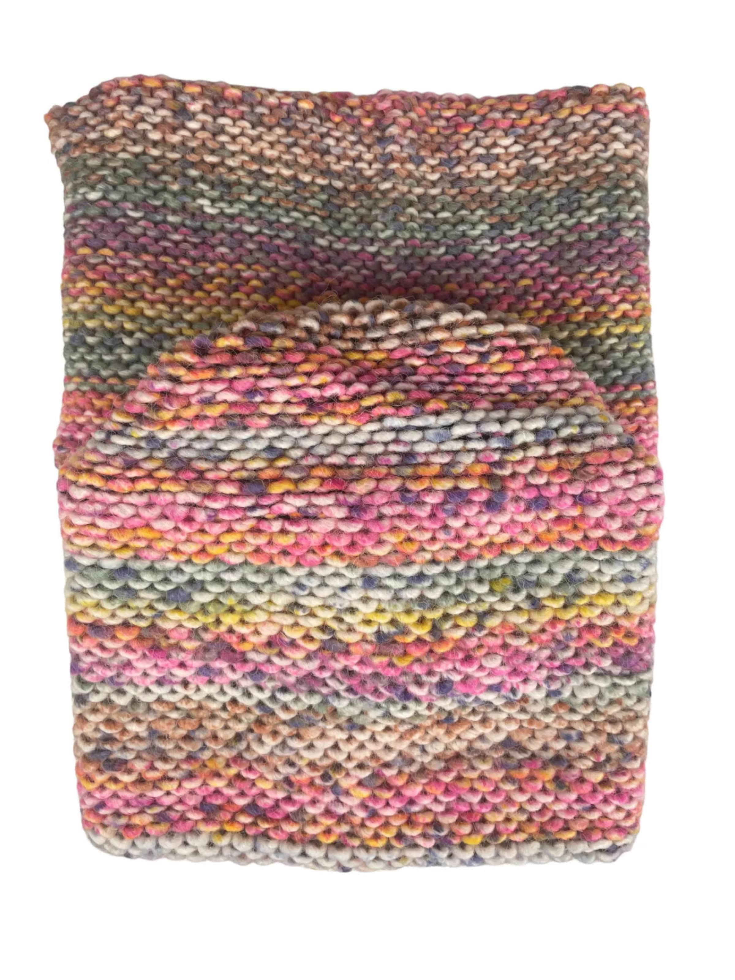 Kumixi Beanie 'Mütze & Schal Set' in Pink: front