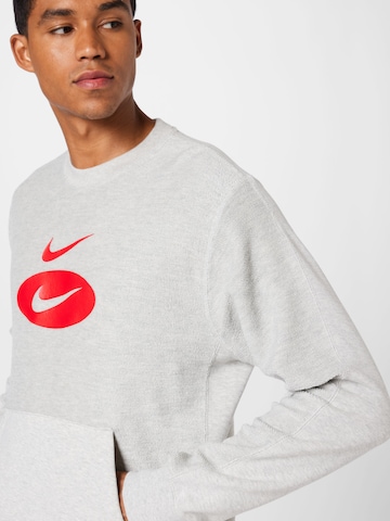 Nike Sportswear Sweatshirt in Grau