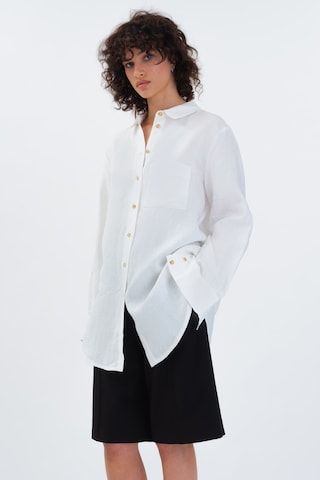 Aligne - Blusa 'Farley' en blanco