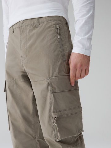 Regular Pantalon cargo Next en vert