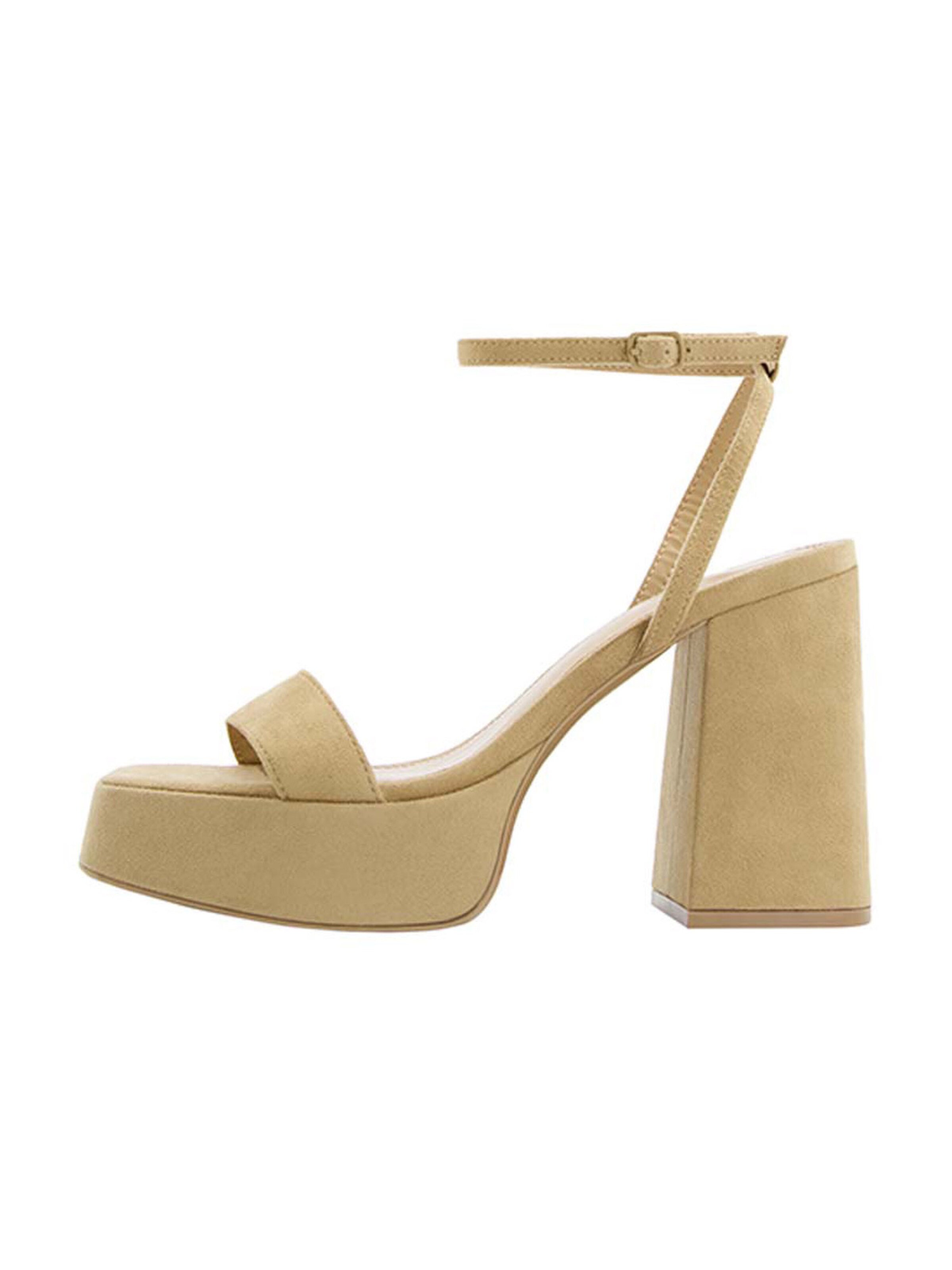 Sandale de la Bershka pe galben