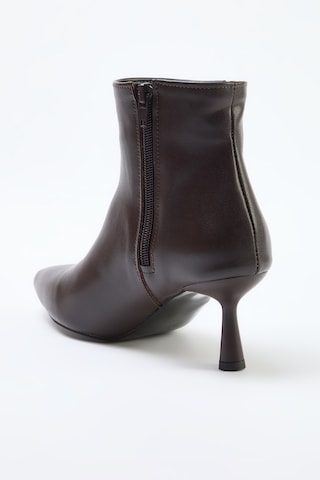 Trendyol - Botines en marrón