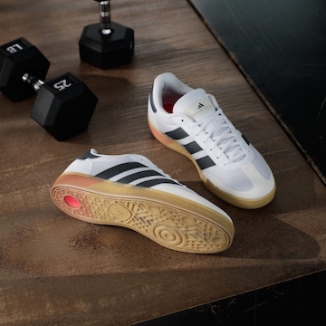 Scarpa sportiva 'Training Spezial' di ADIDAS PERFORMANCE in bianco