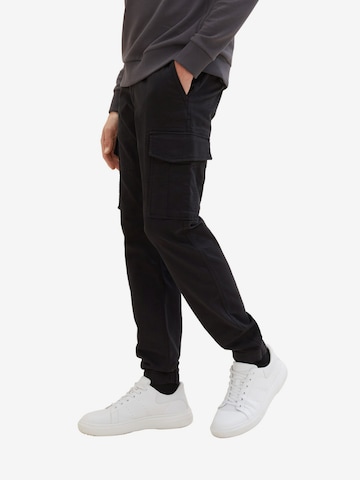 Effilé Pantalon cargo TOM TAILOR en noir