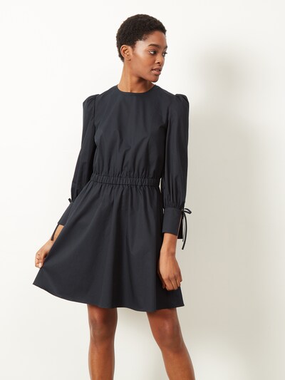 Rochie 'Casey' Aligne pe negru, Vizualizare model