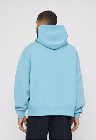 NIKE Sweatshirt in Blau