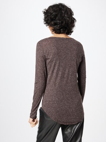 T-shirt 'Lua' VERO MODA en marron