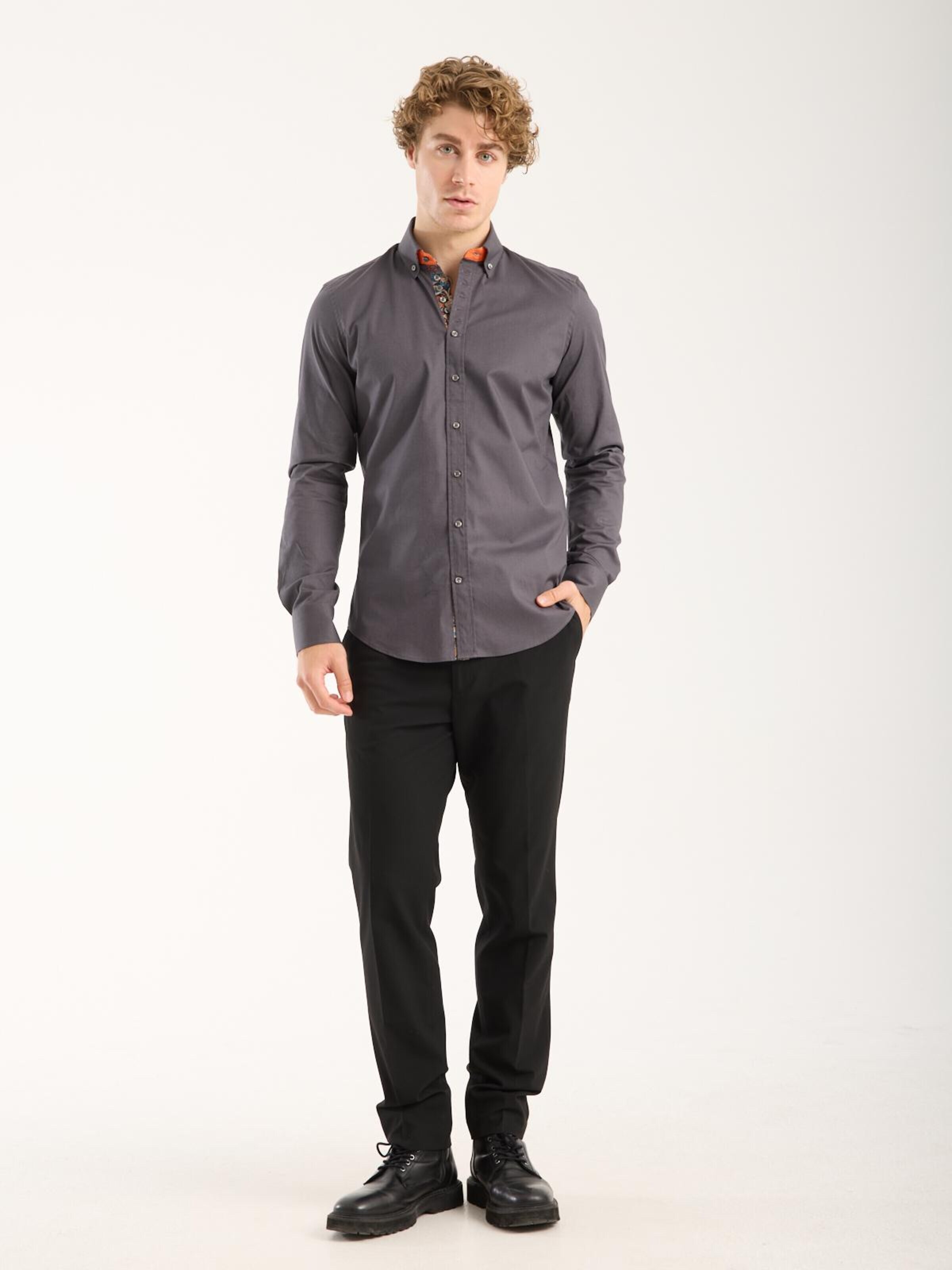 Slim fit Camicia 'Donatello Iconic Poplin Stretch Man Shirt Red' di 7Camicie in grigio
