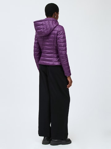 Influencer - Chaqueta de invierno en lila