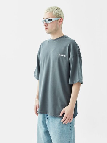 T-Shirt 'Frangipani' VAMOS CLO en gris